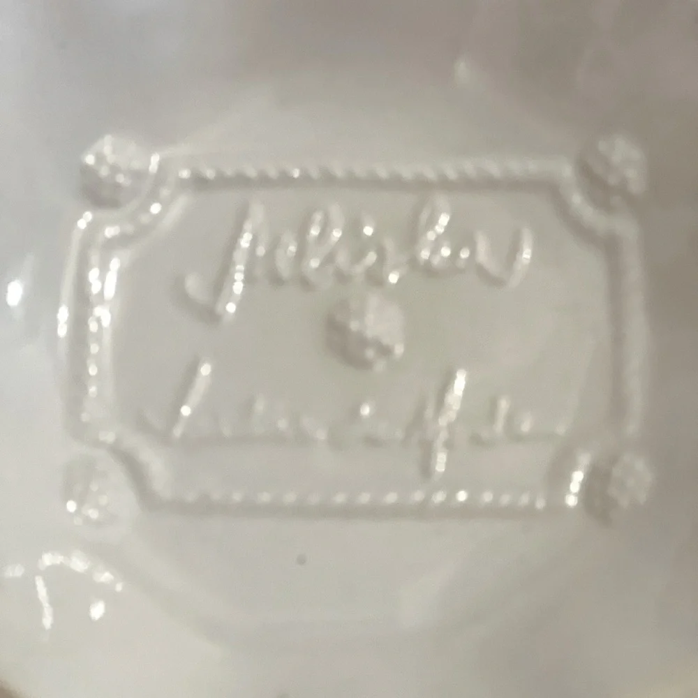 RARE Juliska Jardins du Monde Whitewash Garland Pitcher - Picture 8 of 8